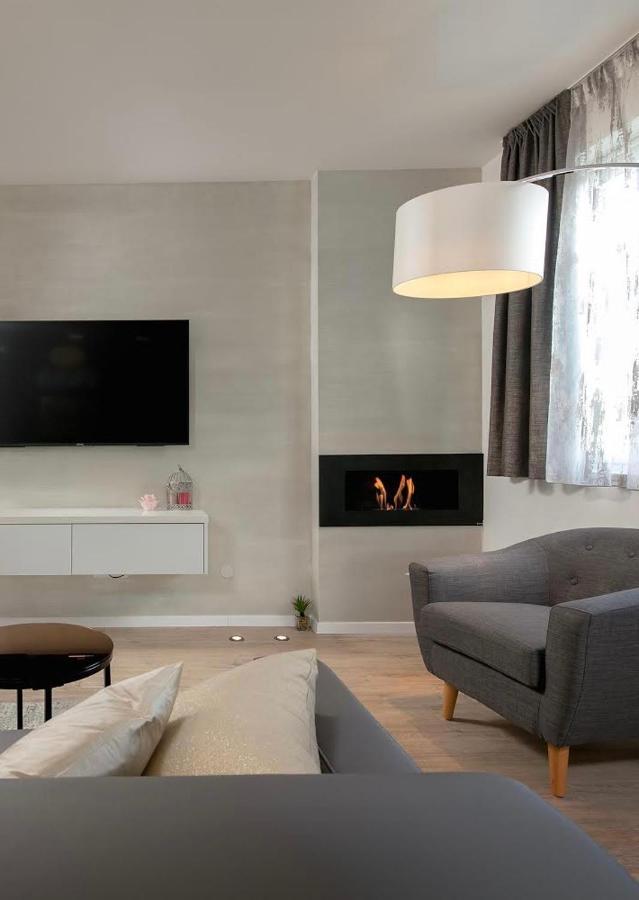 Luxury Apartments Argola ポドストラナ エクステリア 写真
