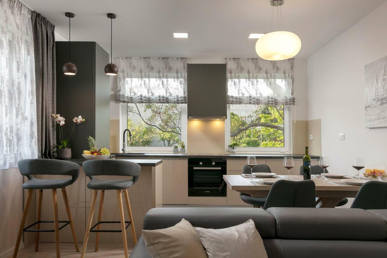 Luxury Apartments Argola ポドストラナ エクステリア 写真