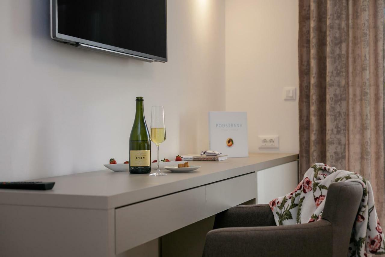 Luxury Apartments Argola ポドストラナ エクステリア 写真