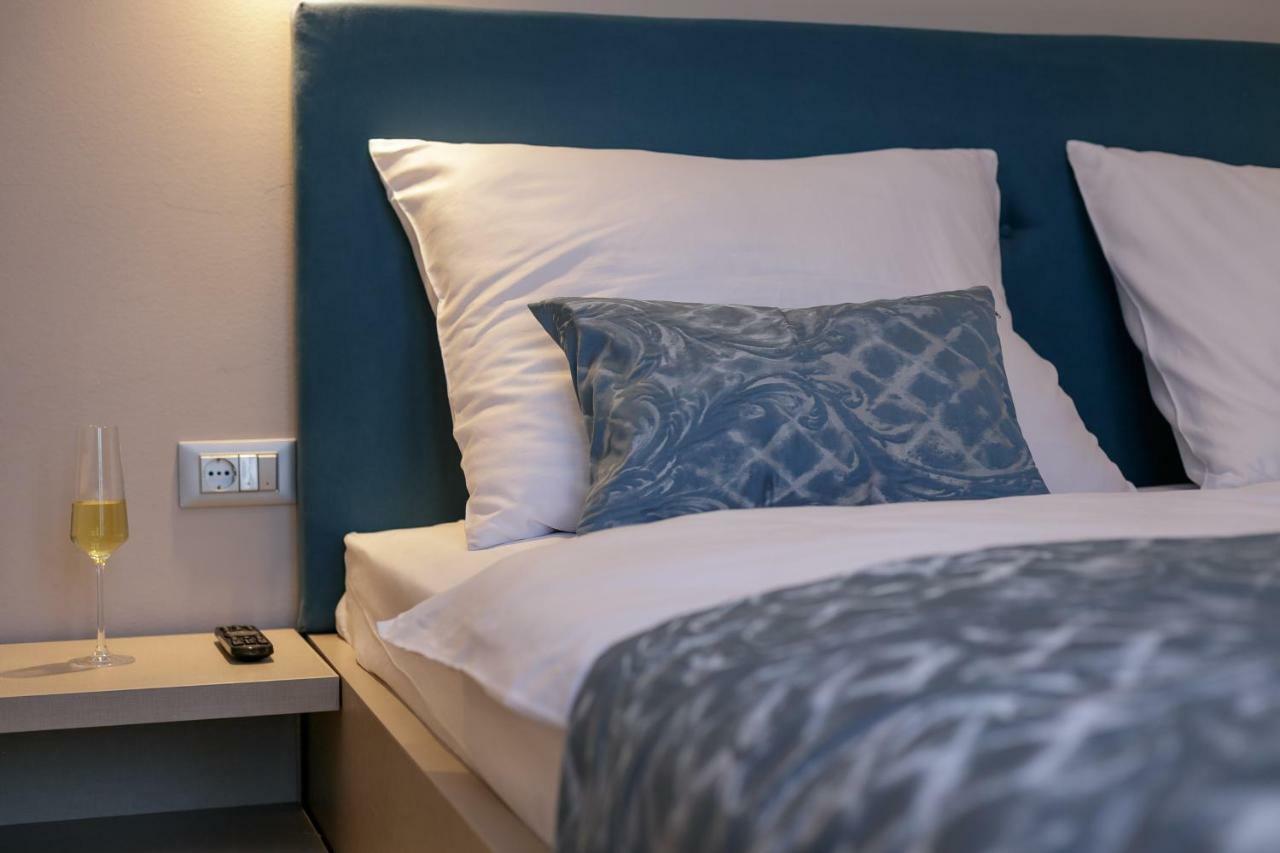 Luxury Apartments Argola ポドストラナ エクステリア 写真
