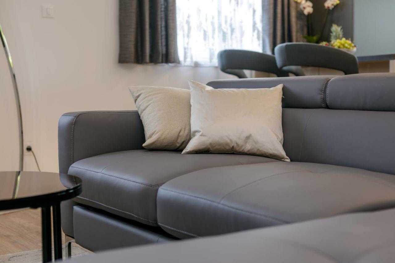 Luxury Apartments Argola ポドストラナ エクステリア 写真